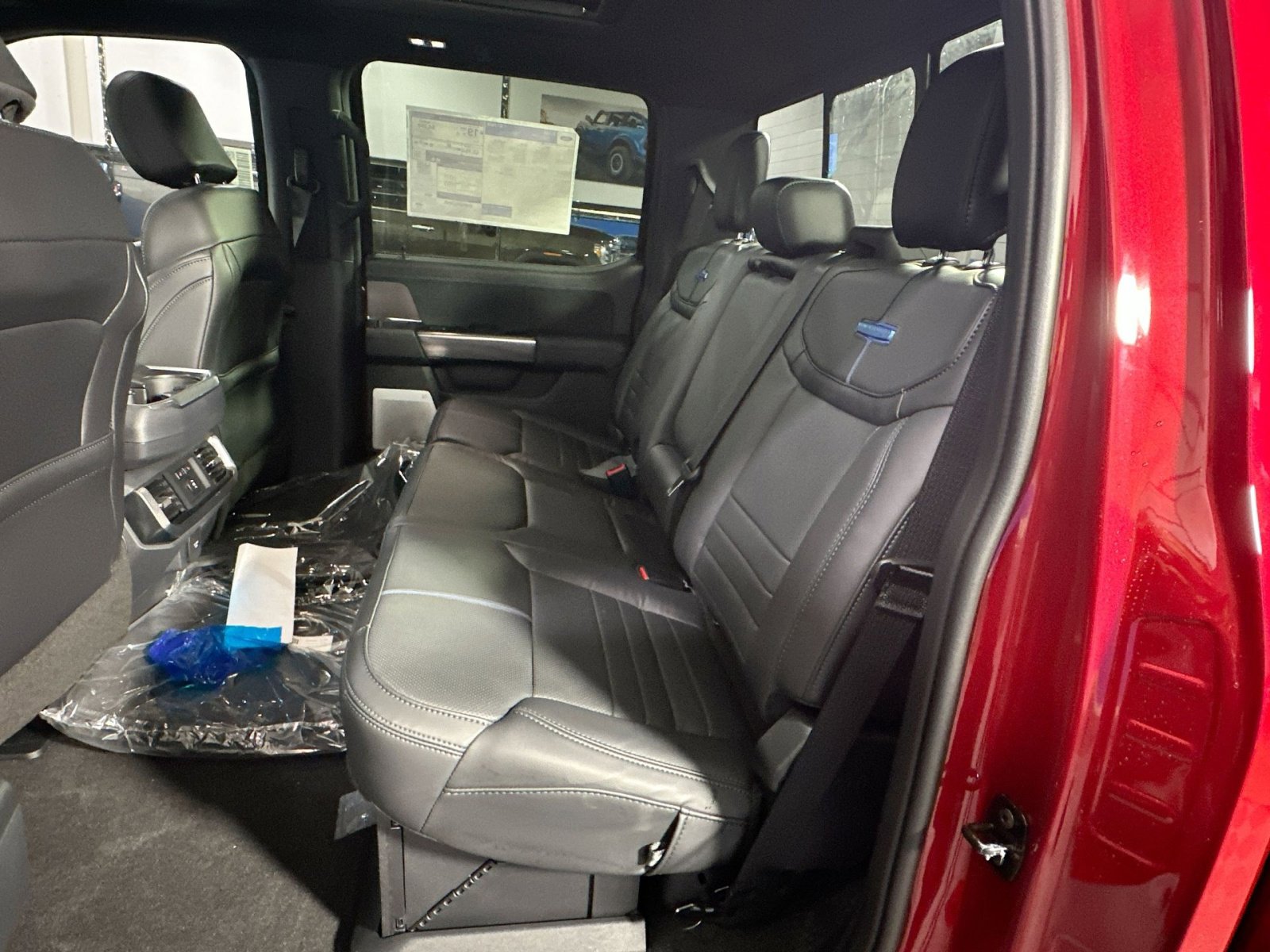 New 2025 Ford F150 Platinum w/ Equipment Group 702A High image 35