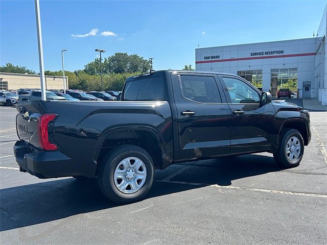 New 2026 Toyota Tundra SR image 3
