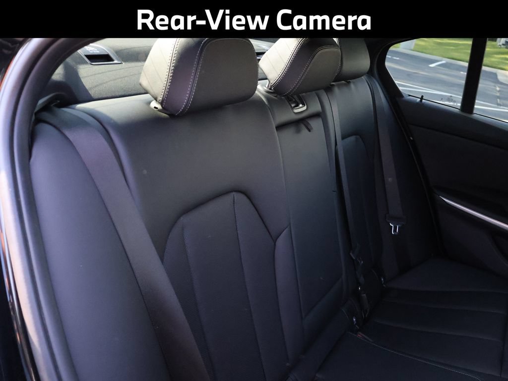 Used 2023 BMW 330i xDrive Sedan w/ Premium Package AWD/4WD image 15
