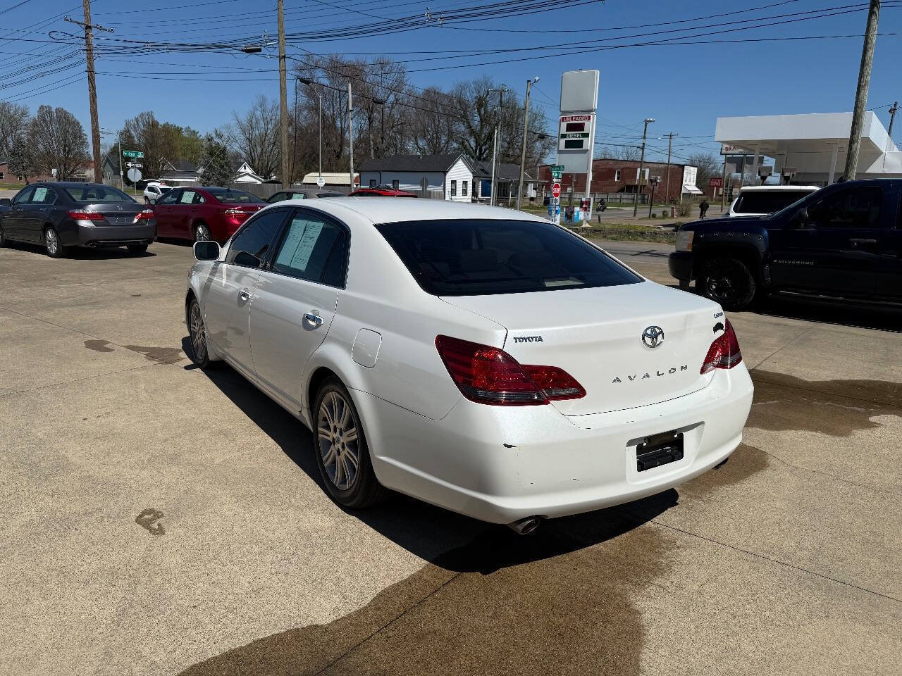 Used 2008 Toyota Avalon Limited FWD image 3