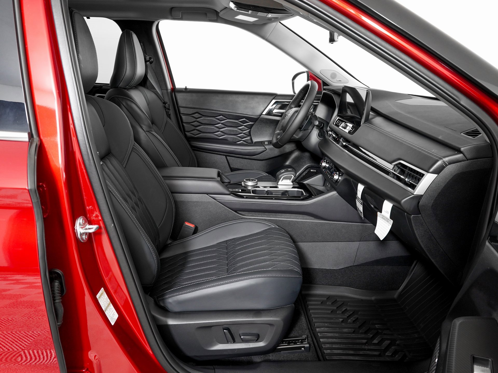 Used 2025 Mitsubishi Outlander SEL image 7