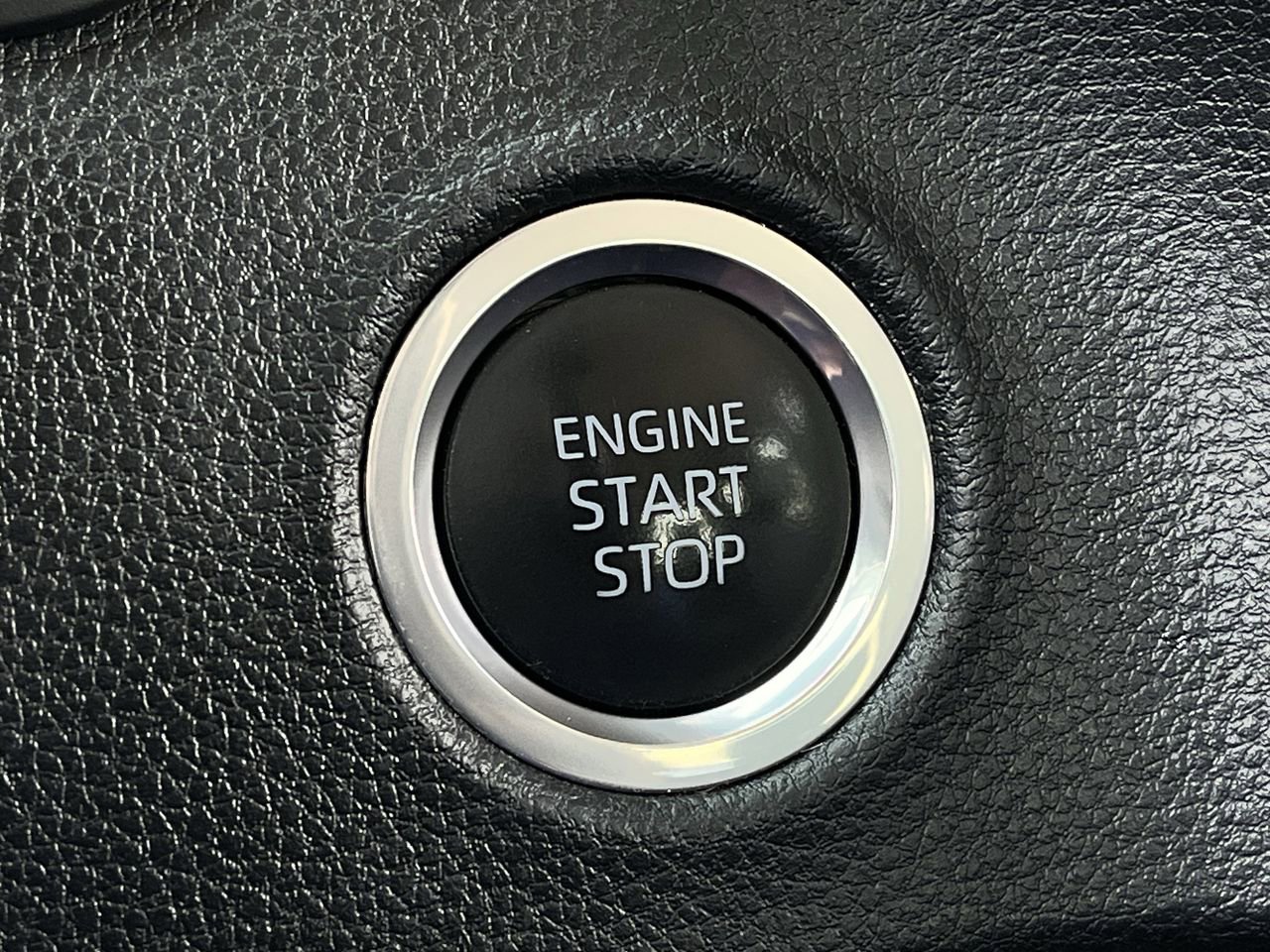 Used 2024 Toyota Tundra SR5 w/ SR5 Premium Package image 19