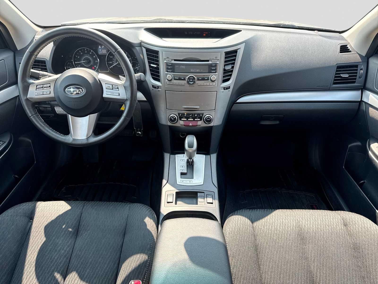 Used 2010 Subaru Outback 2.5i Premium AWD/4WD image 14