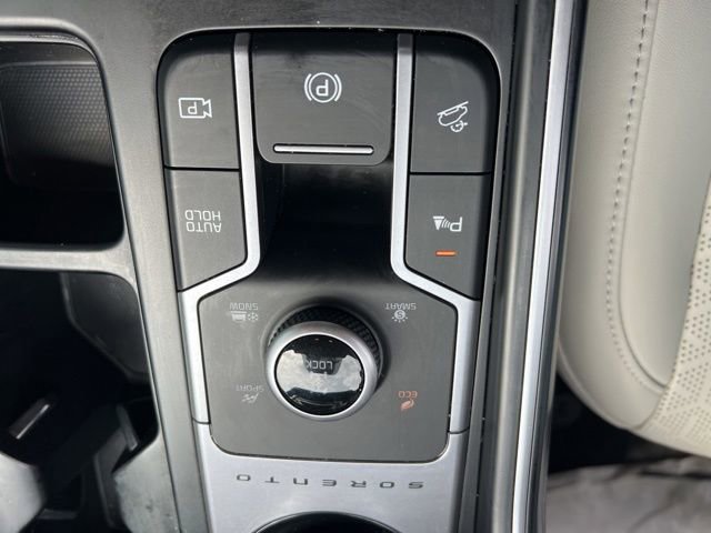 Certified 2023 Kia Sorento EX image 27