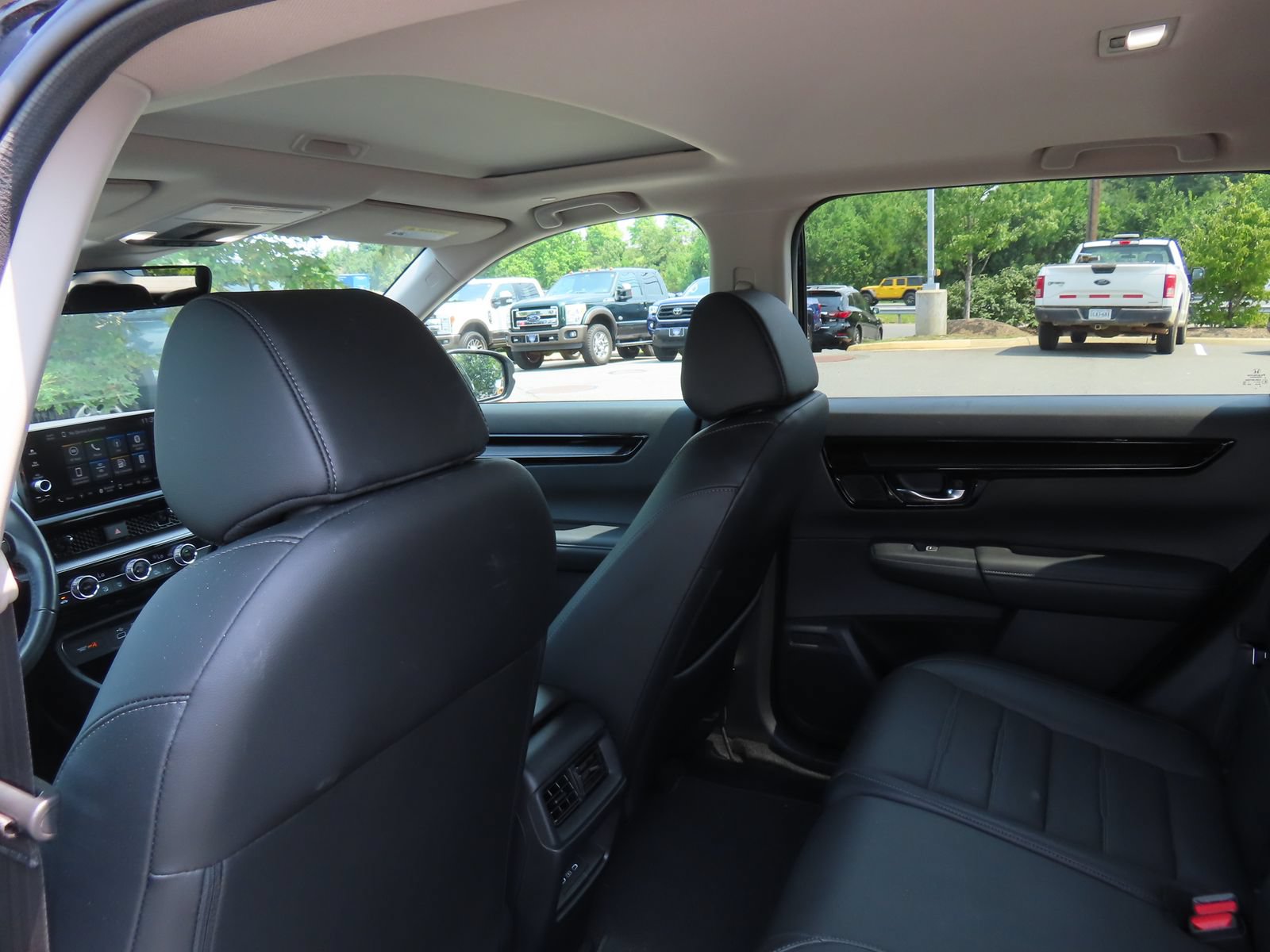 Used 2025 Honda CR-V EX-L image 31