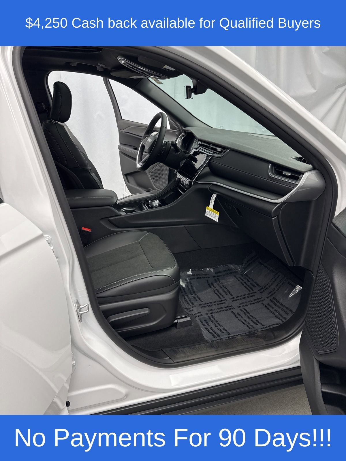 New 2025 Jeep Grand Cherokee Altitude image 28