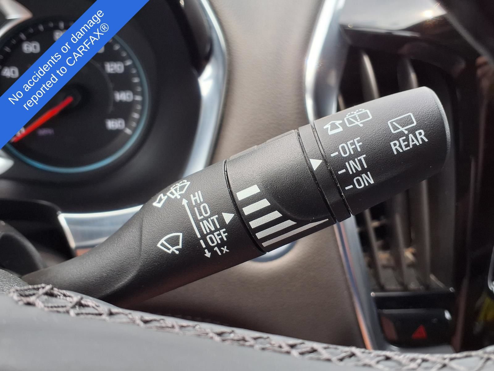 Used 2023 Chevrolet Traverse LT FWD image 20