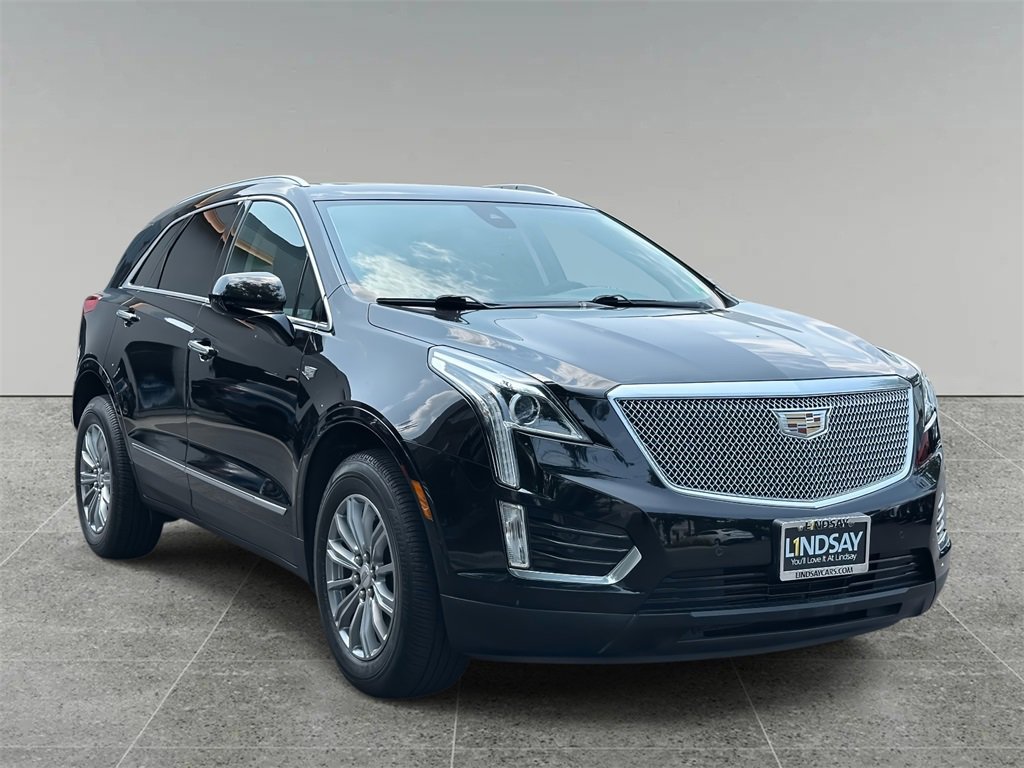 Used 2017 Cadillac XT5 Luxury w/ Driver Awareness Package image 9