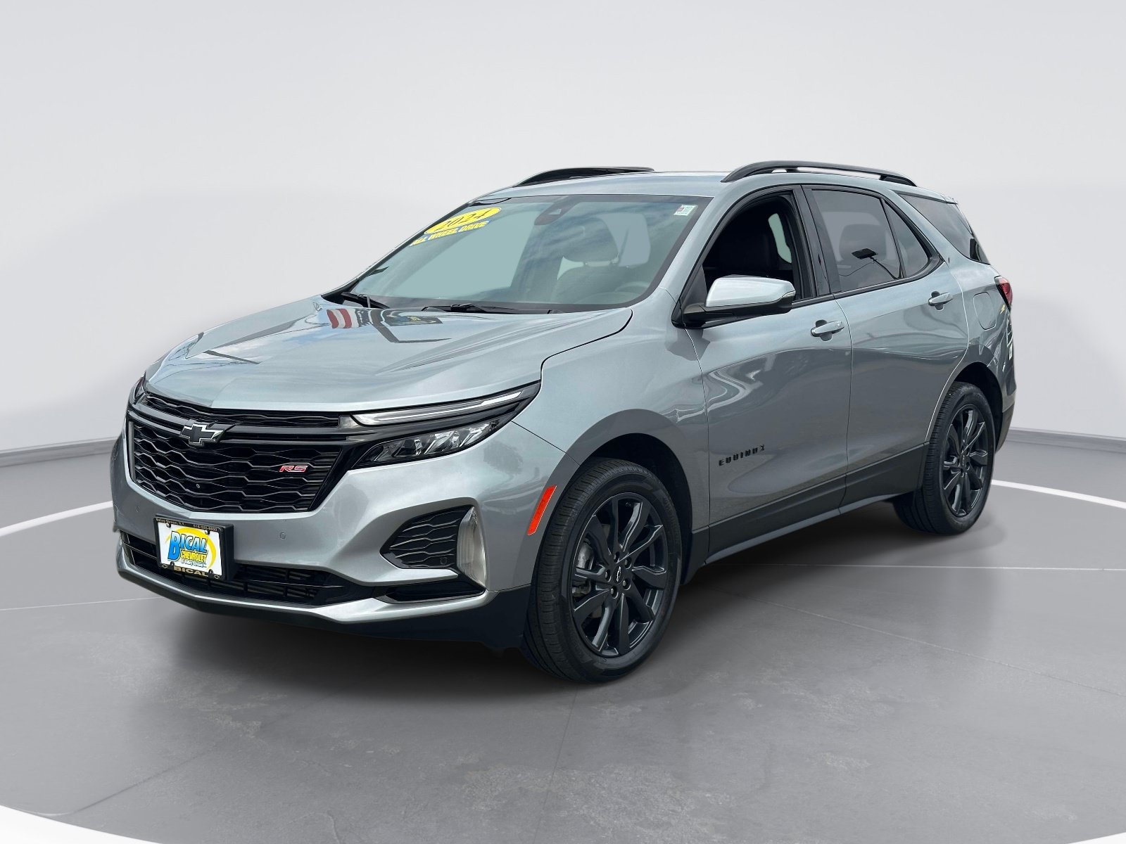 Certified 2024 Chevrolet Equinox RS w/ RS Leather Package AWD/4WD image 3
