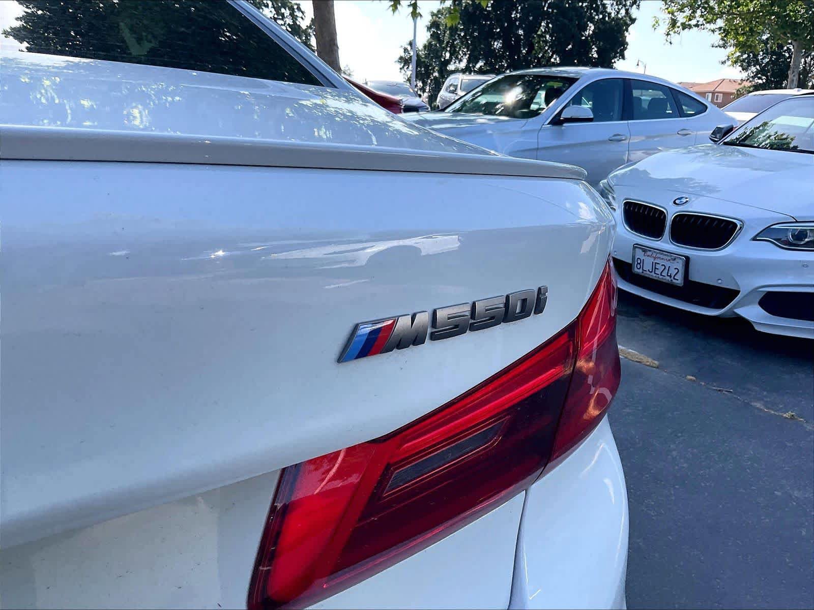 Used 2020 BMW M550i xDrive AWD/4WD image 11