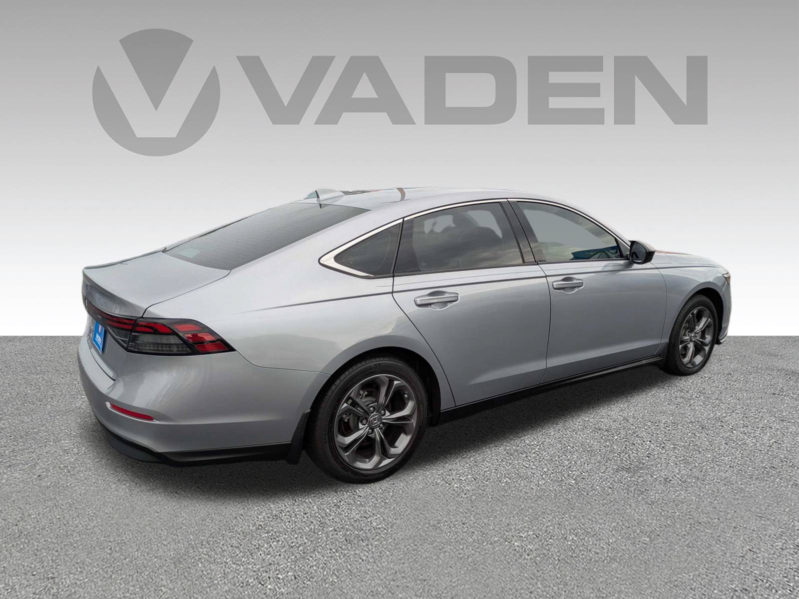 Used 2023 Honda Accord EX image 23