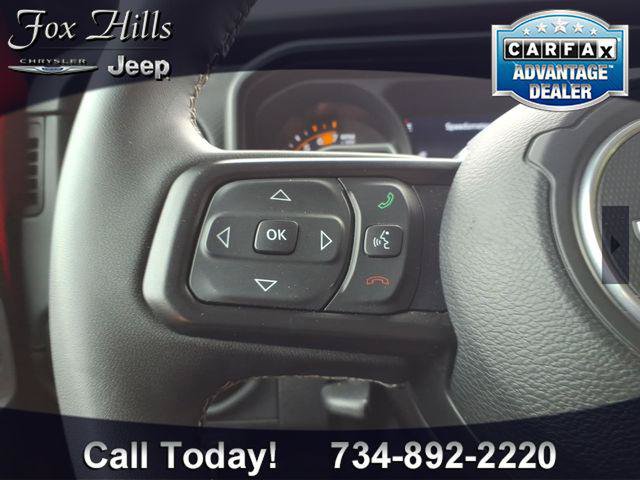 Certified 2025 Jeep Wrangler Unlimited Rubicon w/ Convenience Group AWD/4WD image 17