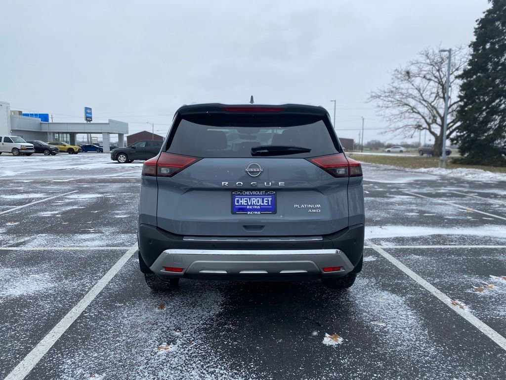Used 2023 Nissan Rogue Platinum w/ Platinum Premium Package image 6
