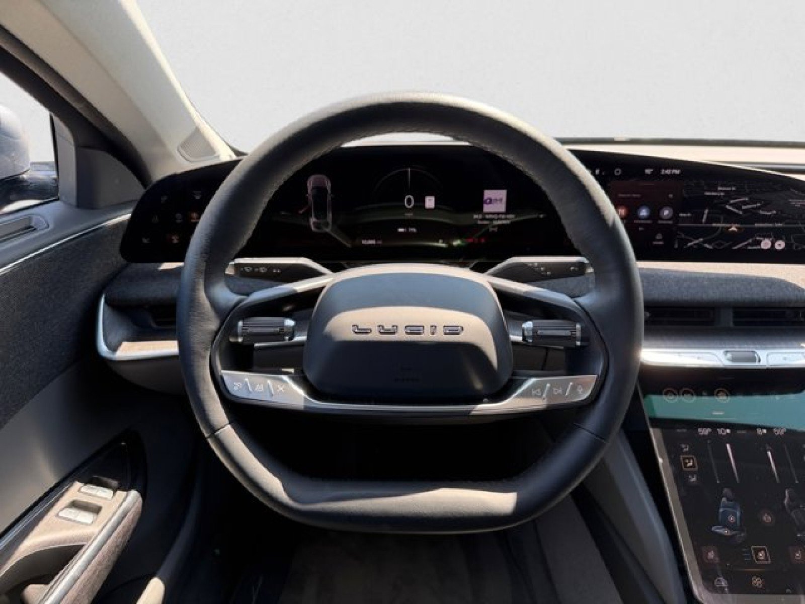 Used 2025 Lucid Air Grand Touring AWD/4WD image 14