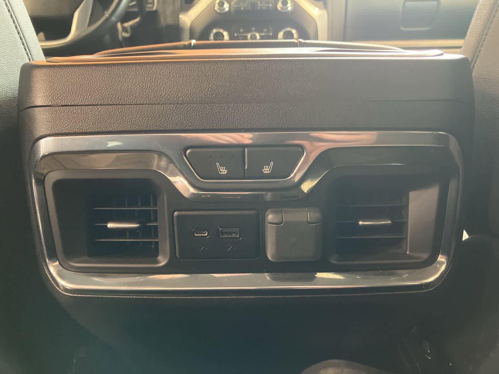 Used 2023 GMC Sierra 2500 SLT w/ SLT Premium Package image 26