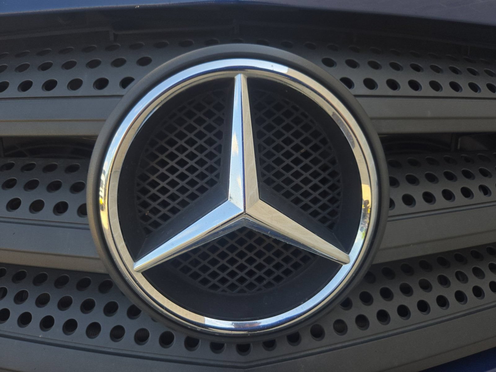 Used 2016 Mercedes-Benz Sprinter 2500 image 11