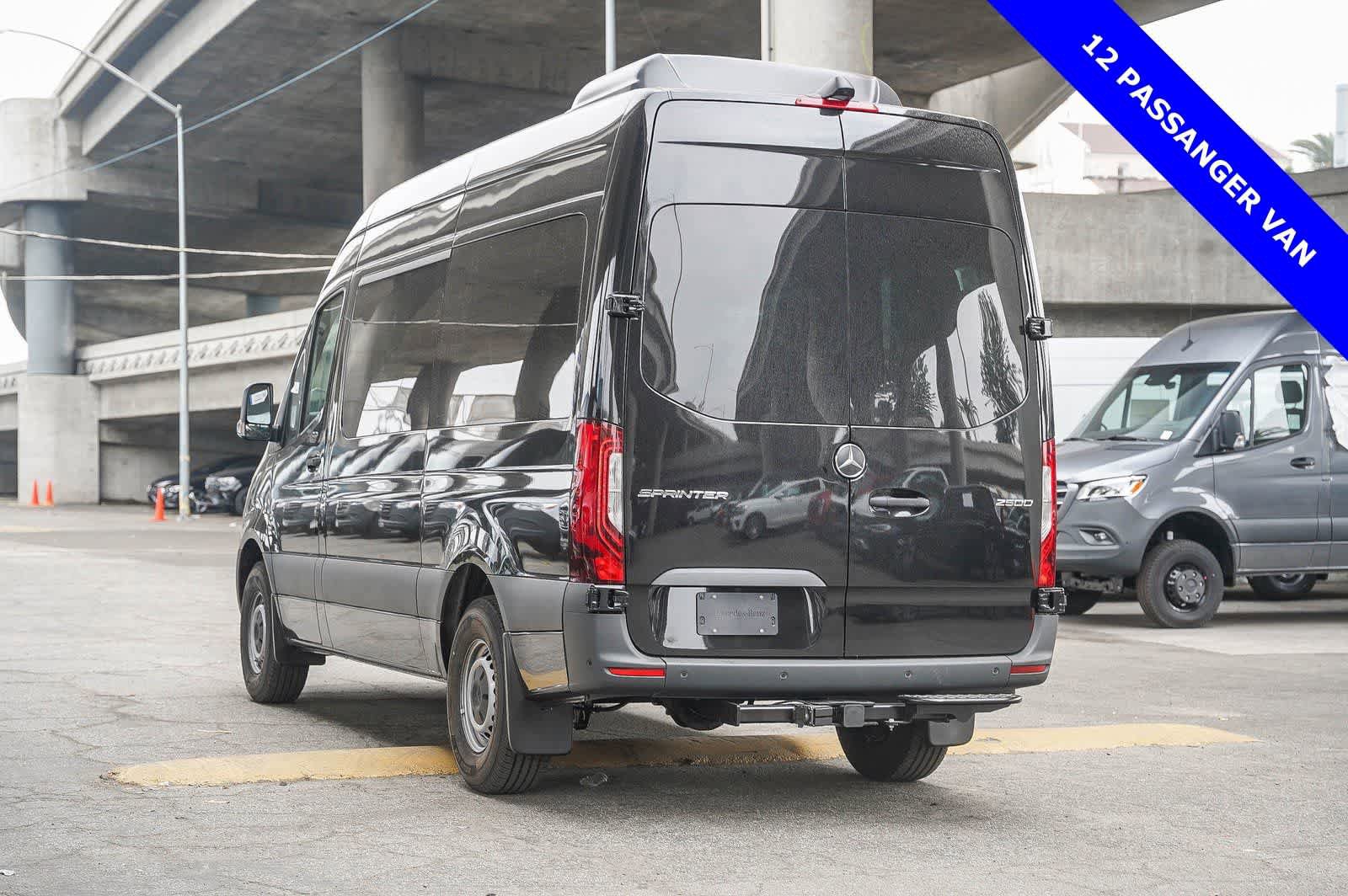 Used 2024 Mercedes-Benz Sprinter 2500 image 8