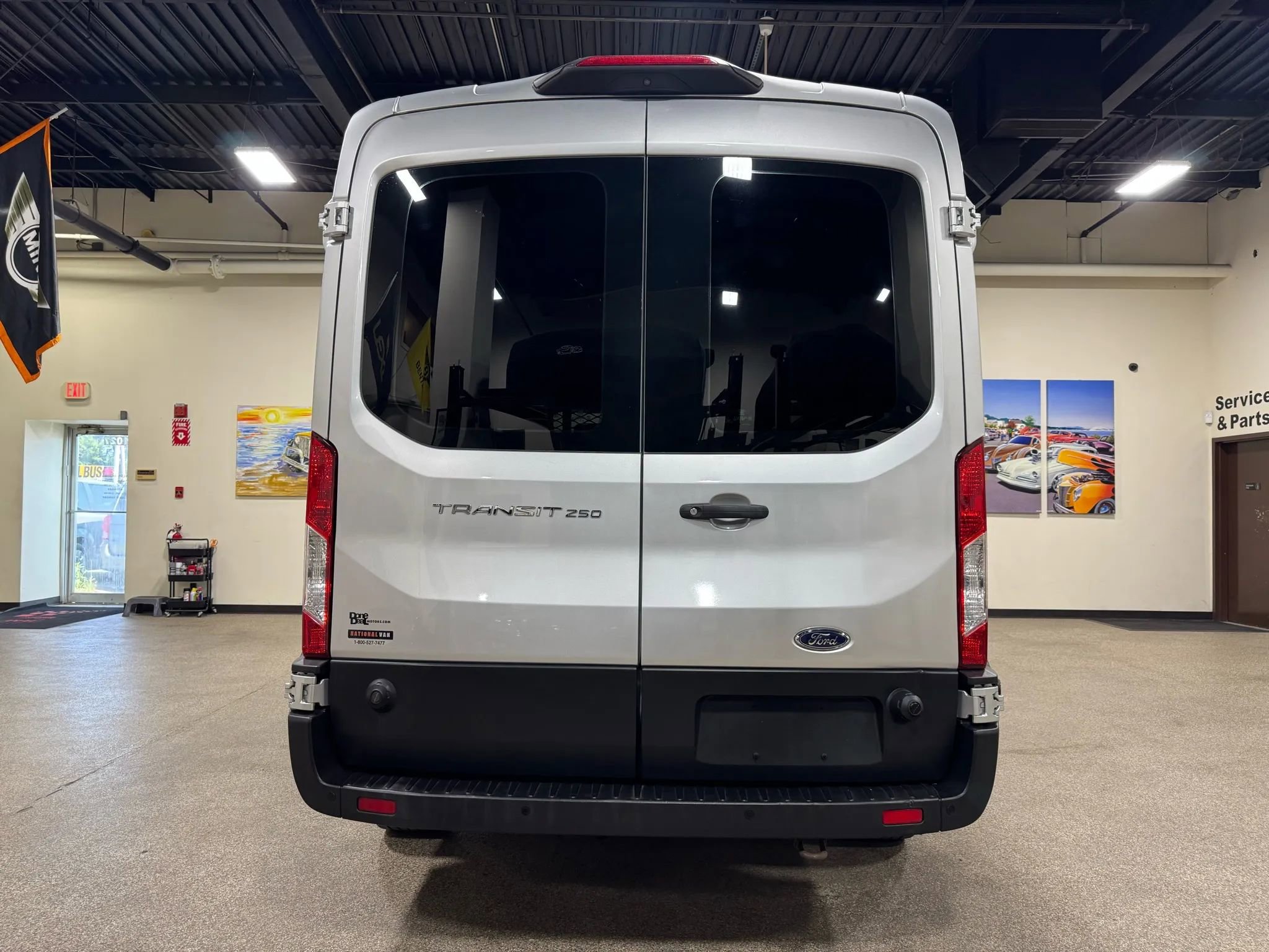 Used 2019 Ford Transit 250 148 Medium Roof image 7