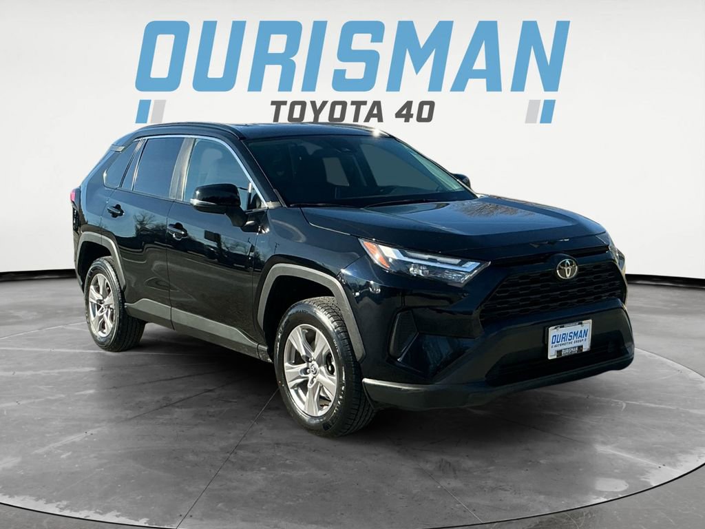 Used 2023 Toyota RAV4 XLE image 9