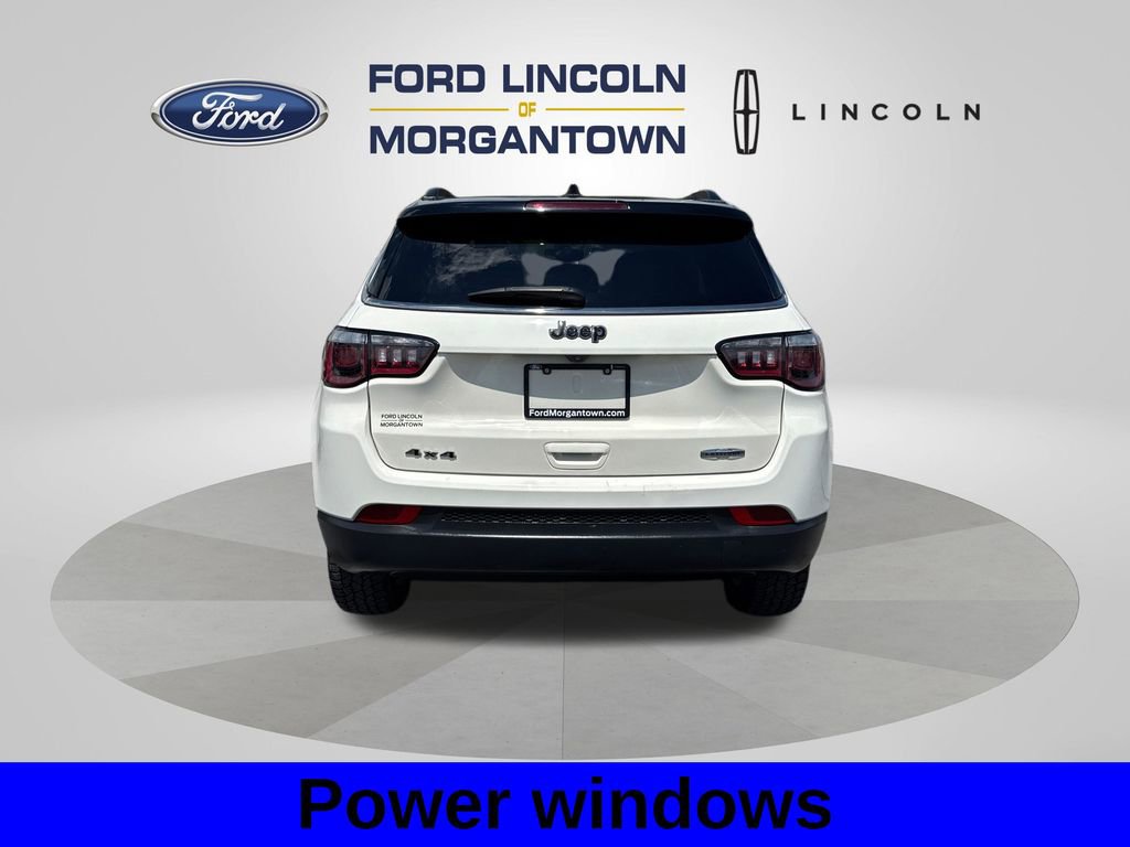 Used 2020 Jeep Compass Latitude w/ Cold Weather Group AWD/4WD image 8