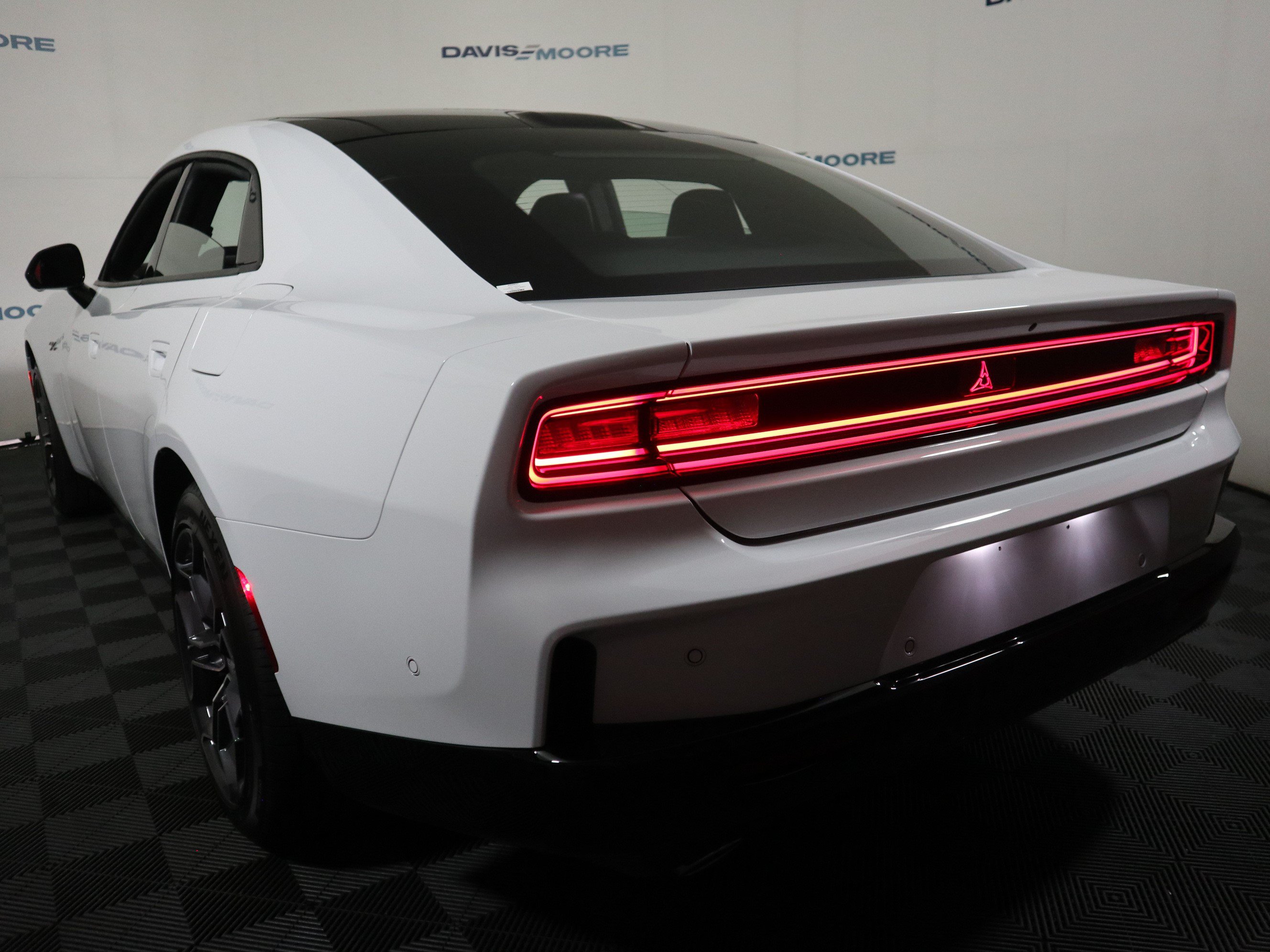 New 2026 Dodge Charger R/T AWD/4WD image 9