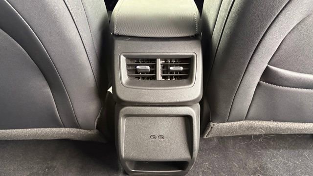 New 2026 Chevrolet Equinox EV LT FWD image 28