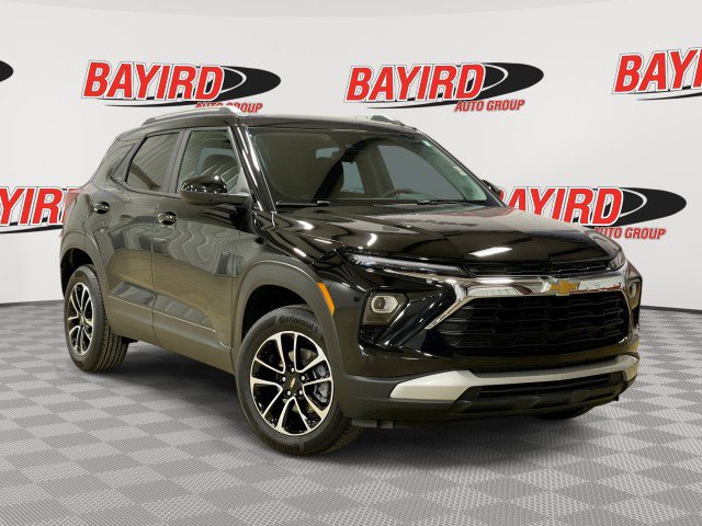 Used 2025 Chevrolet TrailBlazer LT AWD/4WD image 1