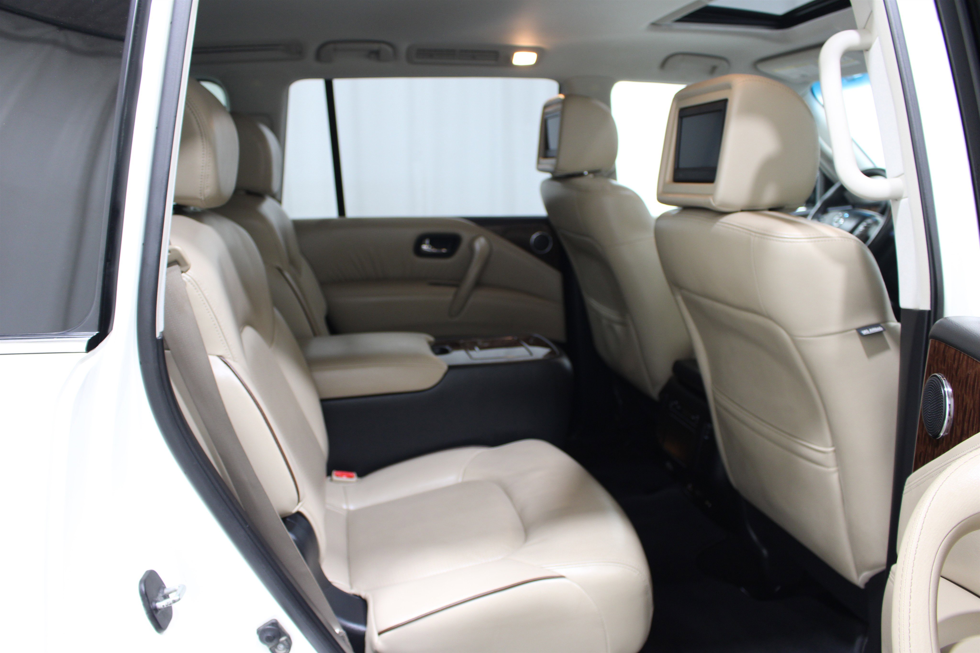 Used 2017 Nissan Armada Platinum w/ Captain Seat Package AWD/4WD image 29