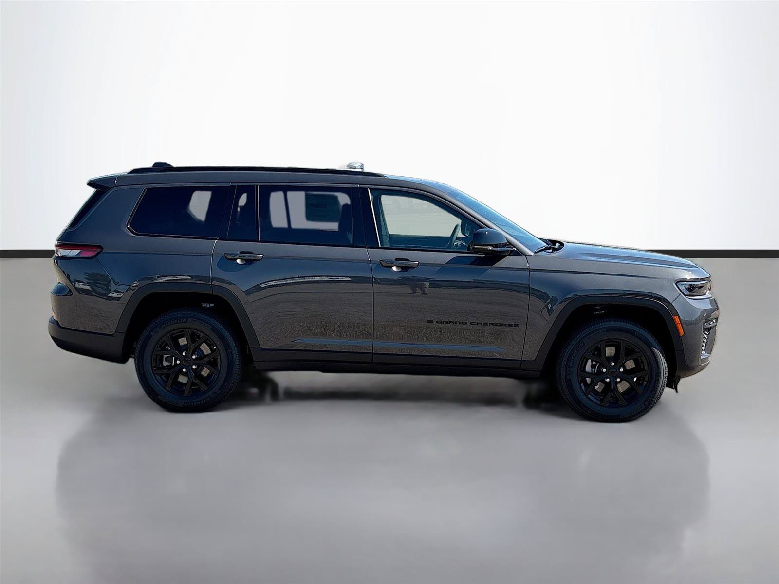 New 2026 Jeep Grand Cherokee L 4WD image 18