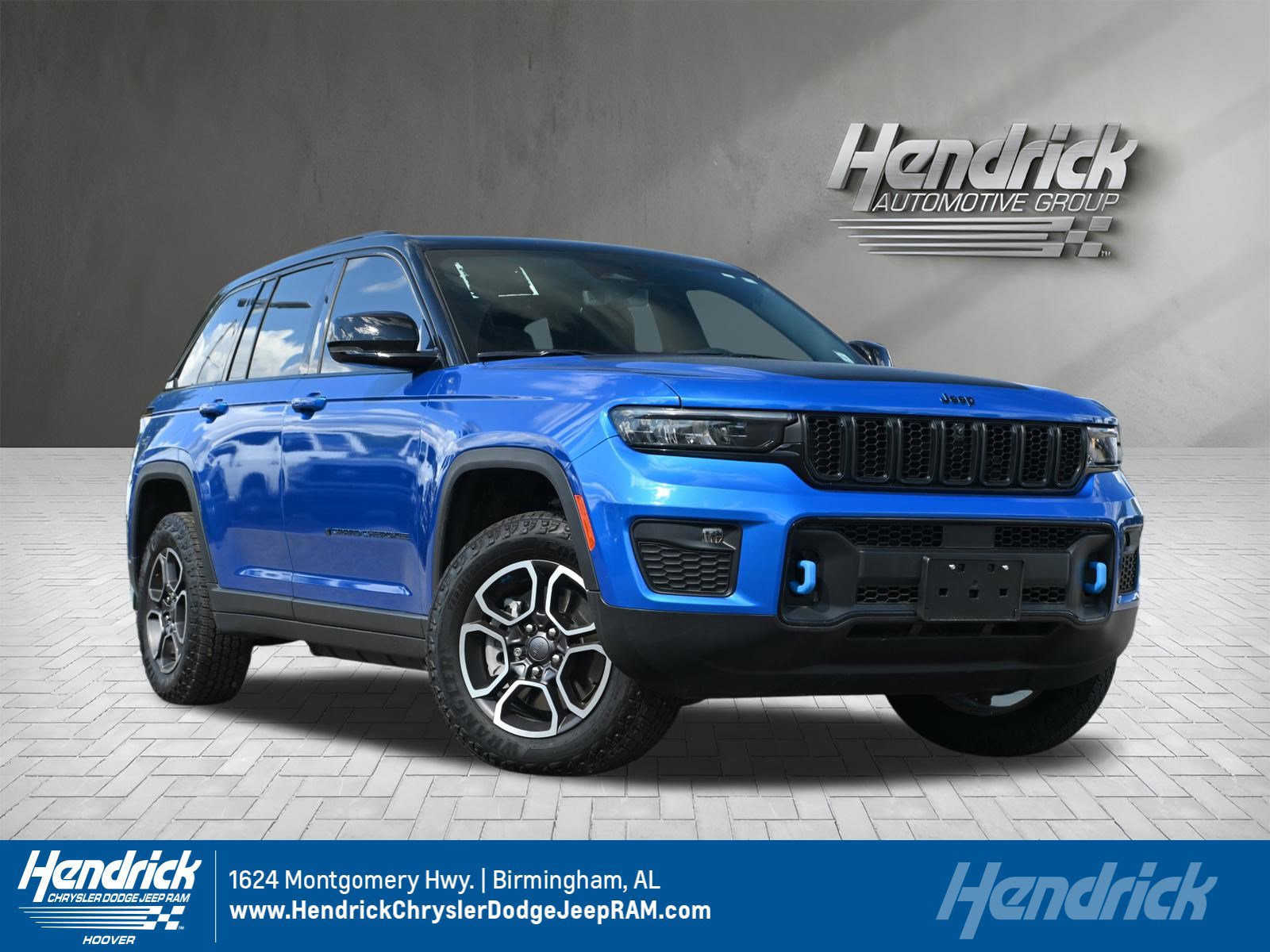 Used 2024 Jeep Grand Cherokee Trailhawk w/ Luxury Tech Group III image 1