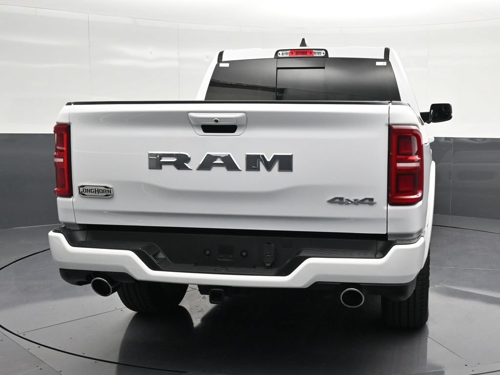 Used 2025 RAM 1500 Limited AWD/4WD image 2