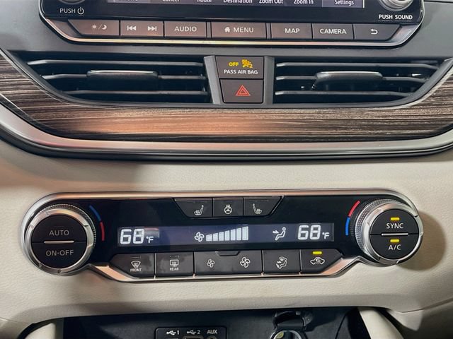 Used 2020 Nissan Altima 2.0 Platinum FWD image 17