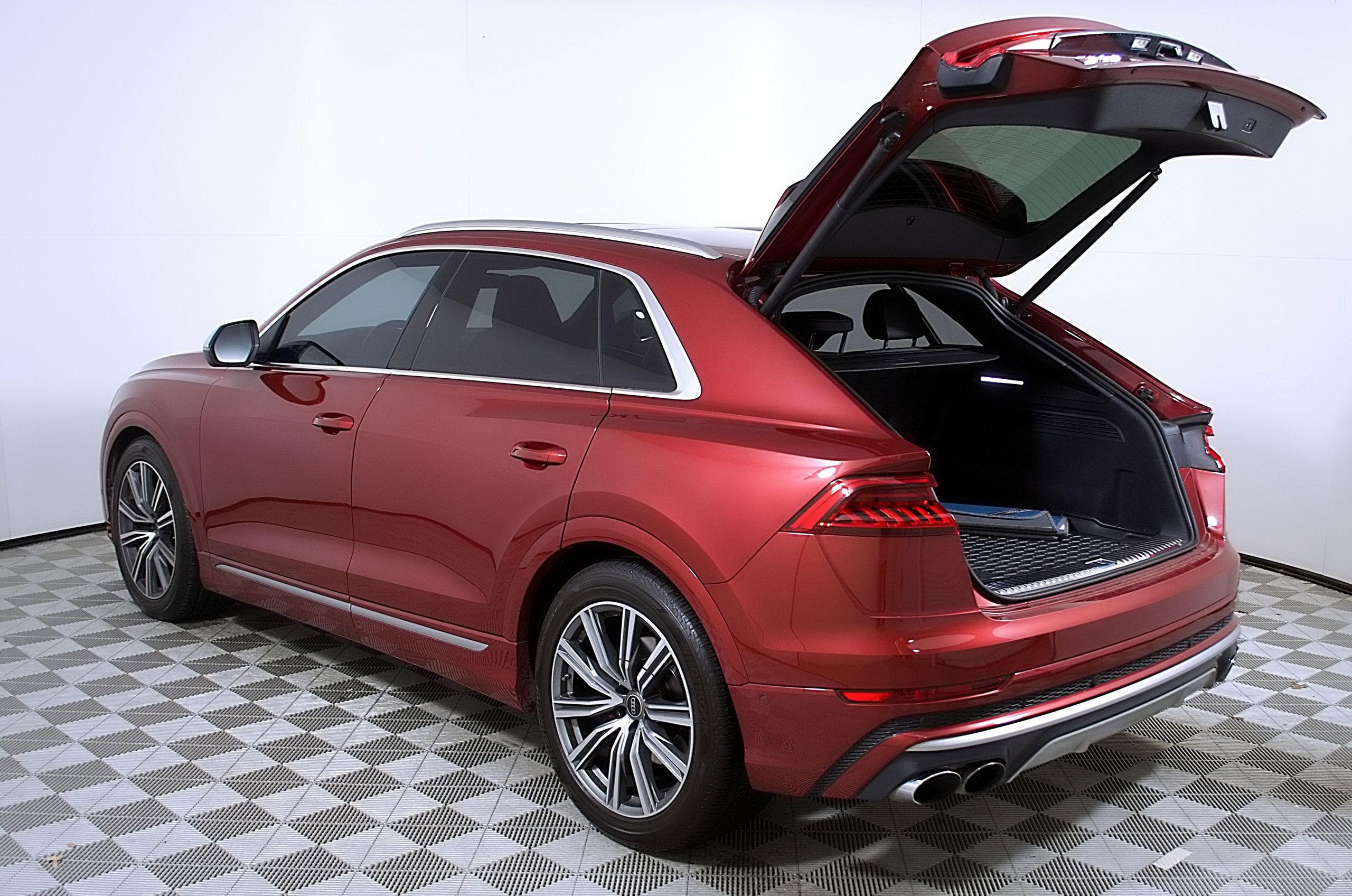 Used 2023 Audi SQ8 Premium Plus image 10
