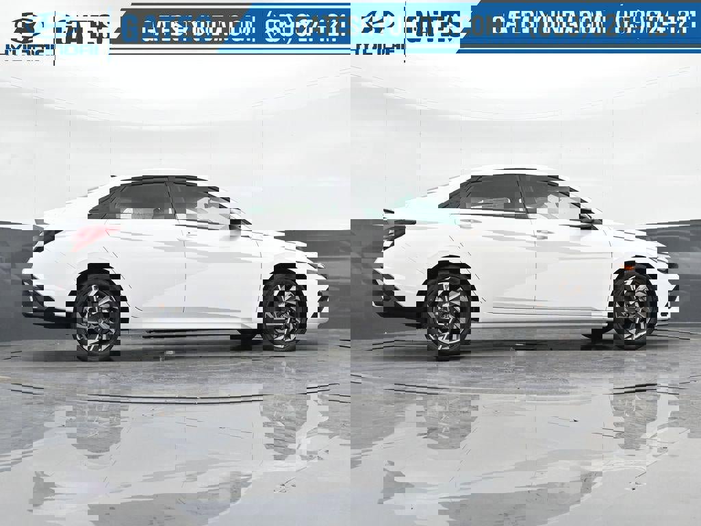 New 2025 Hyundai Elantra Sport image 30