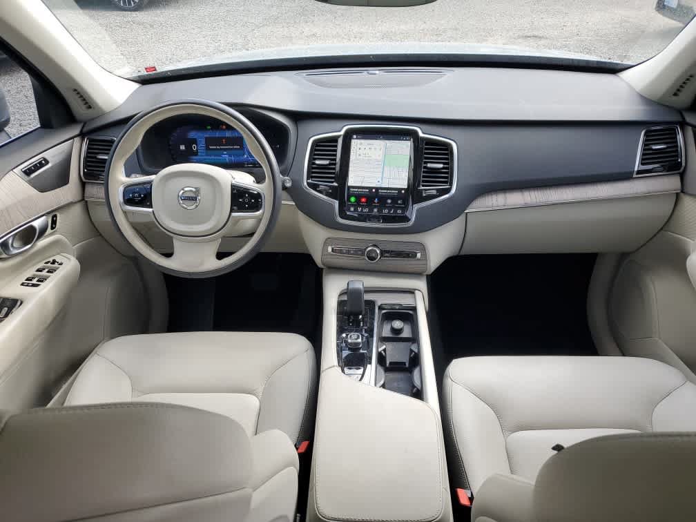 Used 2024 Volvo XC90 T8 Plus w/ Protection Package AWD/4WD image 5