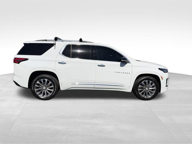 Used 2023 Chevrolet Traverse Premier FWD image 8