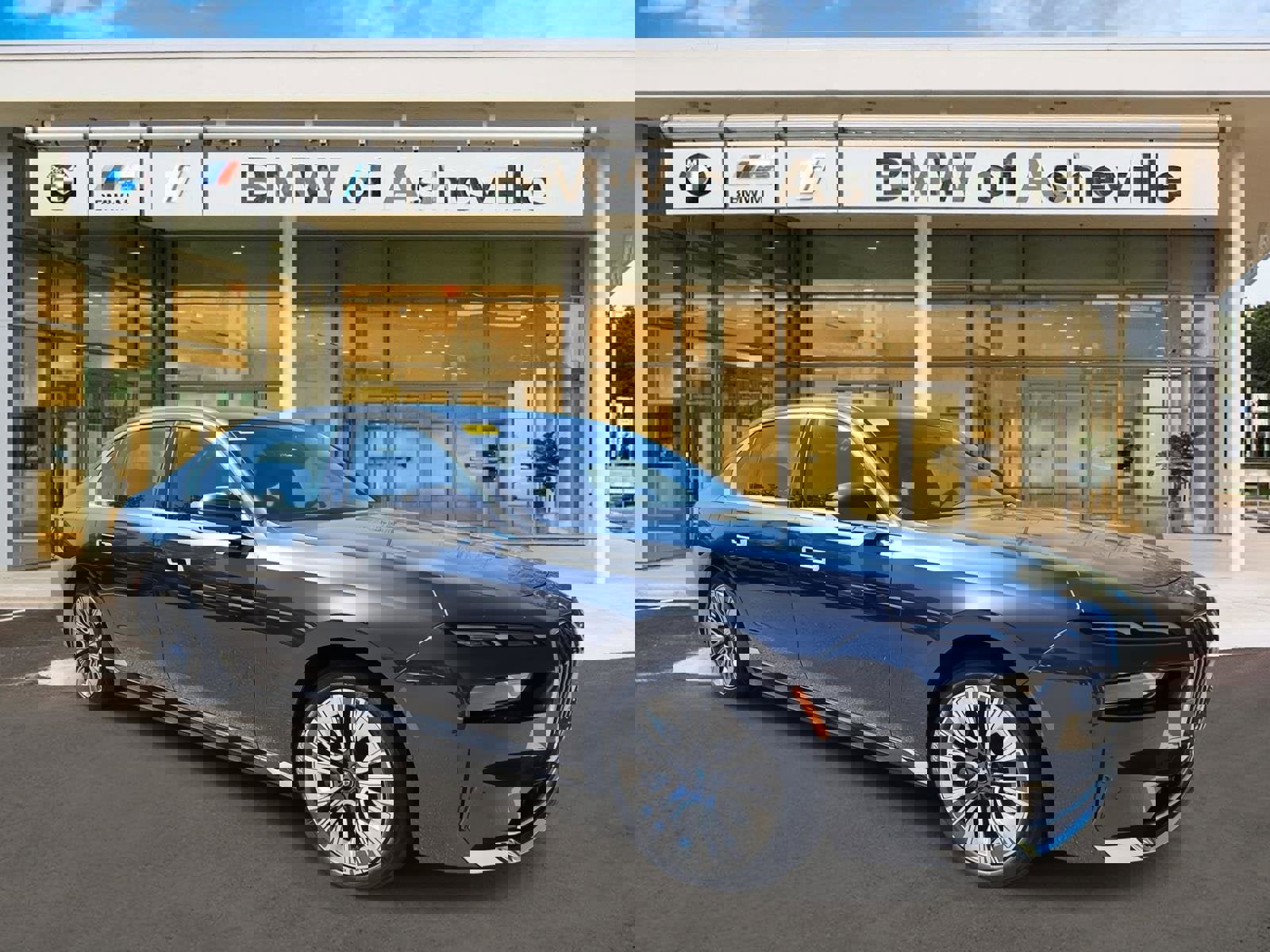 Used 2025 BMW i7 xDrive60