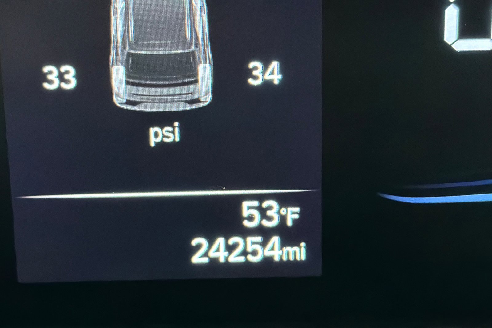 Certified 2023 Hyundai Venue SEL image 33