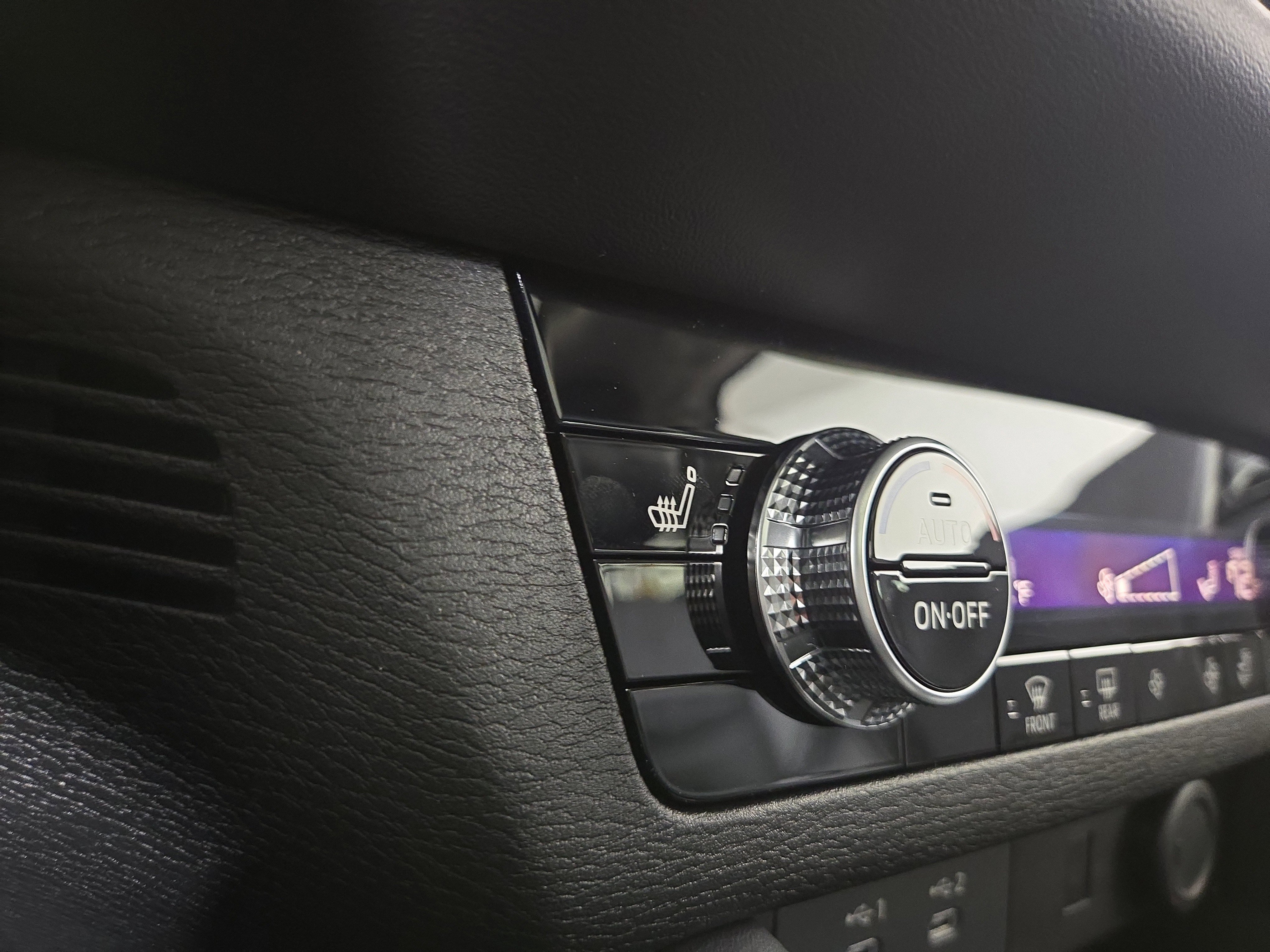 New 2026 Mitsubishi Outlander SE image 27