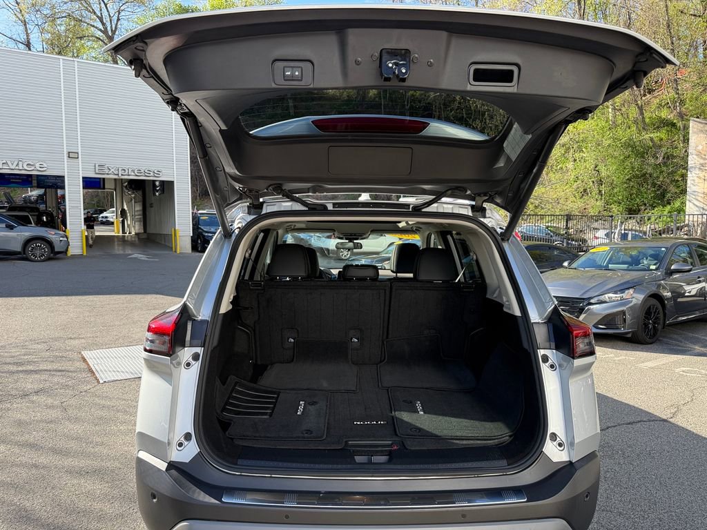 Used 2023 Nissan Rogue SV w/ SV Premium B Package AWD/4WD image 30