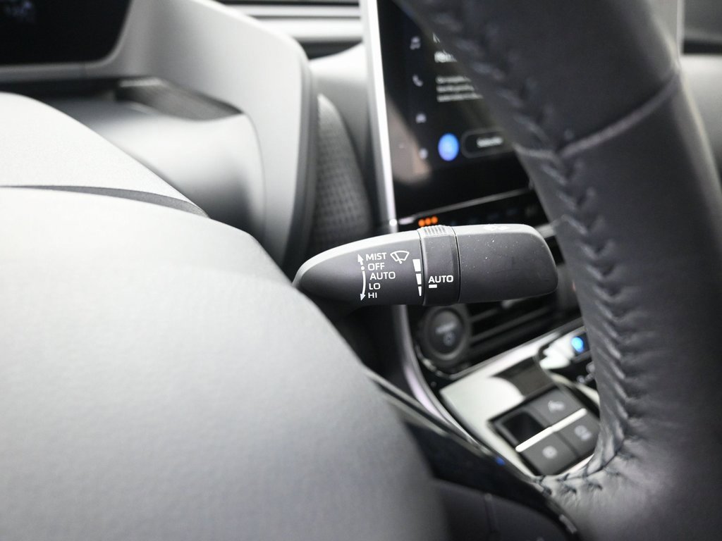 Used 2023 Toyota bZ4X XLE image 17