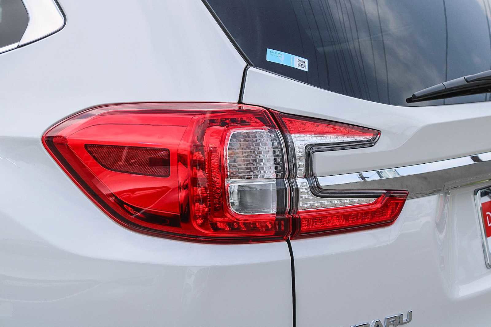 New 2025 Subaru Ascent Limited w/ Popular Package #2 image 8