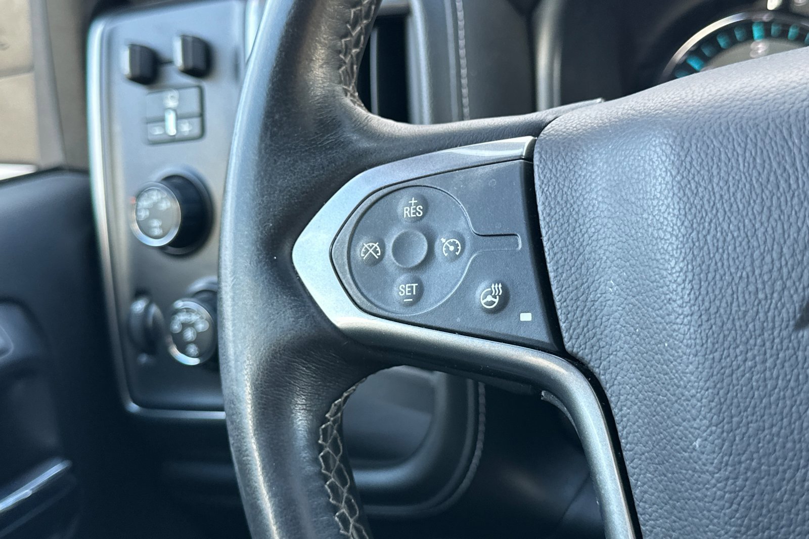 Used 2016 Chevrolet Silverado 1500 LTZ Z71 w/ LTZ Plus Package image 33