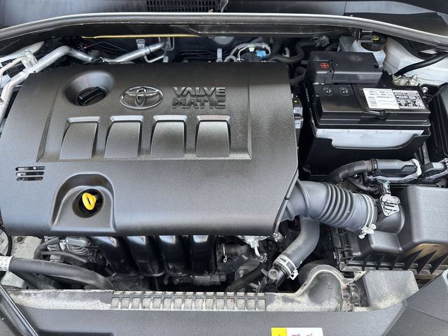 Used 2020 Toyota C-HR LE FWD image 28