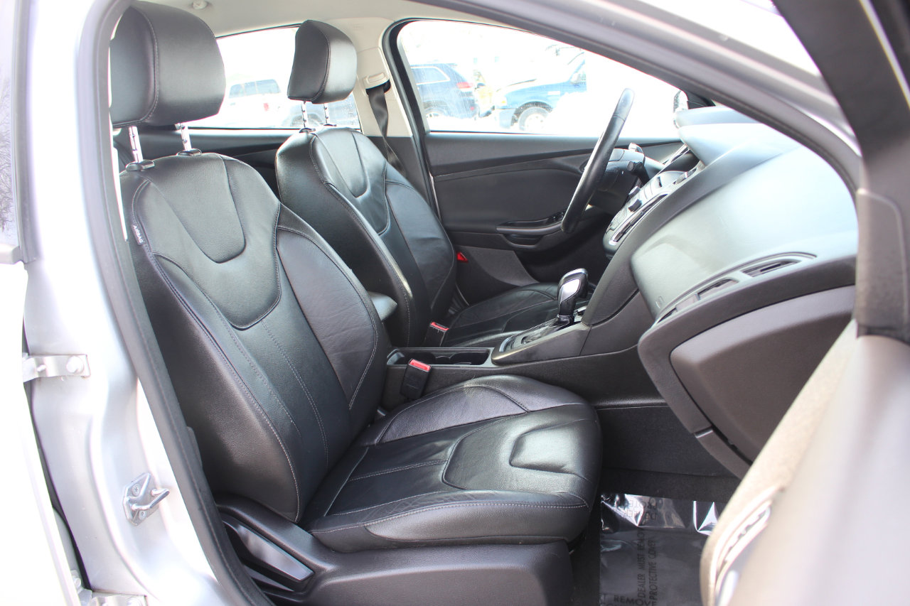 Used 2016 Ford Focus SE w/ Equipment Group 201A image 38