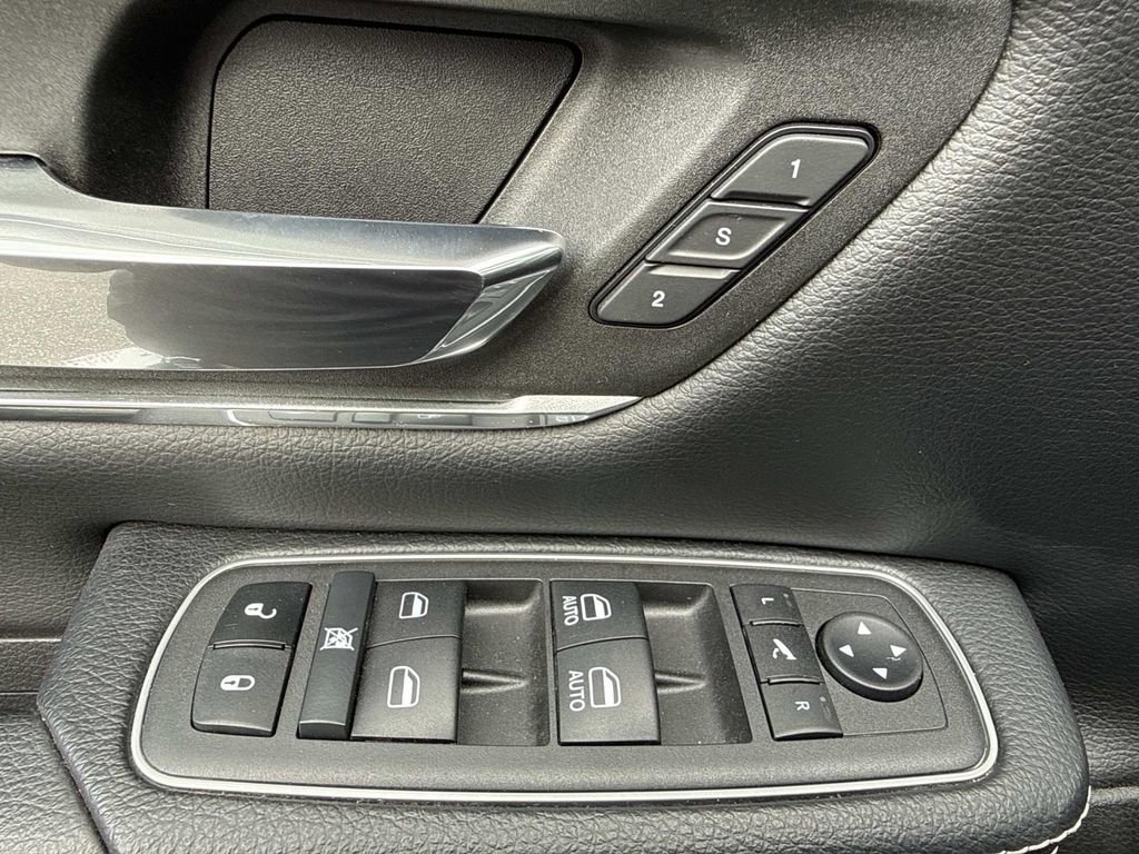 Used 2022 RAM 1500 Laramie image 18