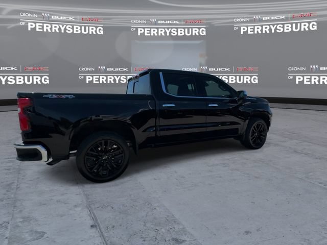 Used 2022 Chevrolet Silverado 1500 LTZ w/ LTZ Premium Package AWD/4WD image 2