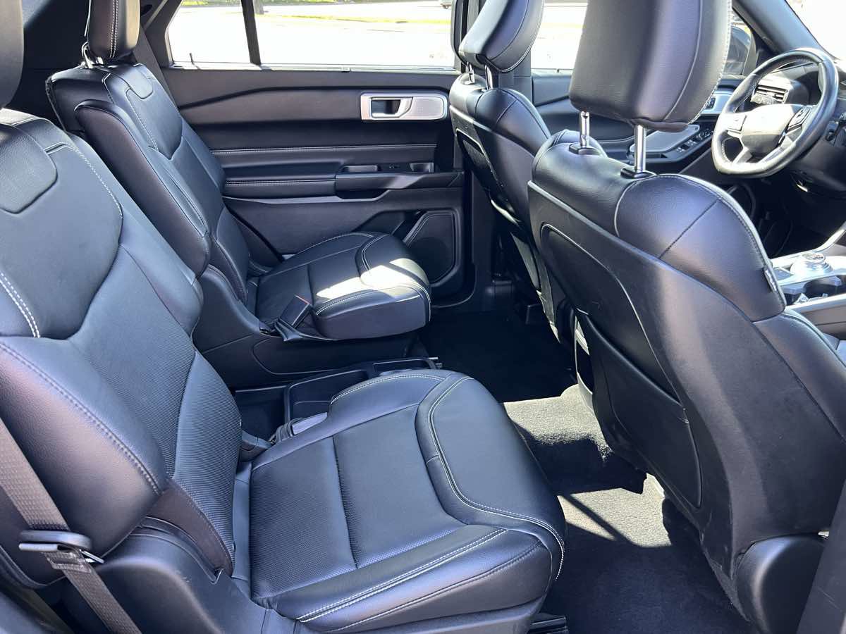 Used 2020 Ford Explorer ST w/ ST Street Pack image 18
