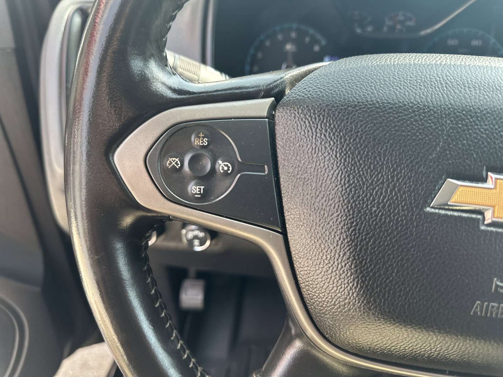 Used 2018 Chevrolet Colorado Z71 AWD/4WD image 14