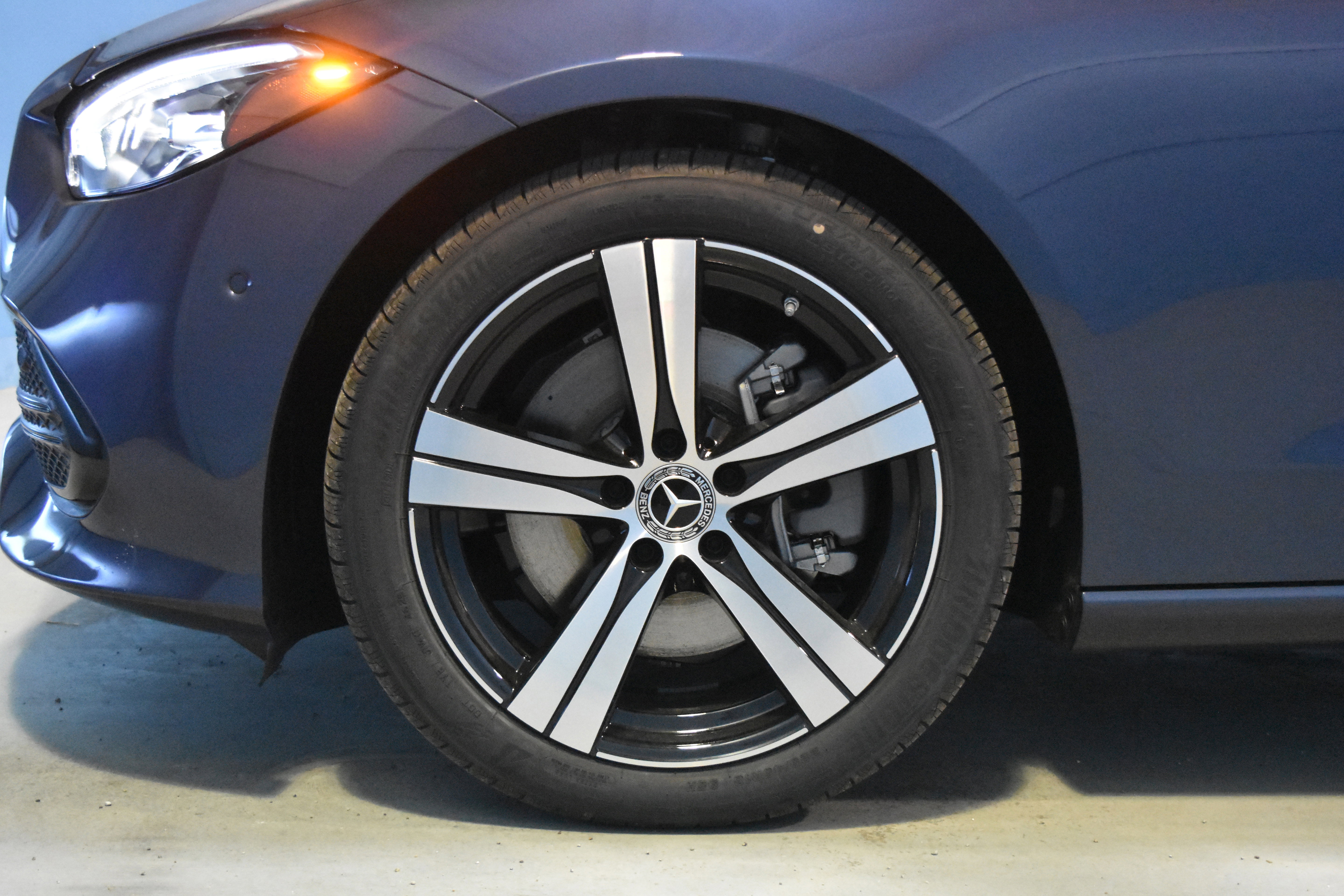 New 2026 Mercedes-Benz C 300 4MATIC Sedan image 19
